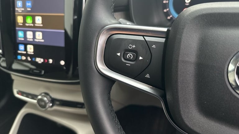 2025 Volvo XC40 Ultra, B3 Mild hybrid, Petrol, Bright Estate Petrol Automatic