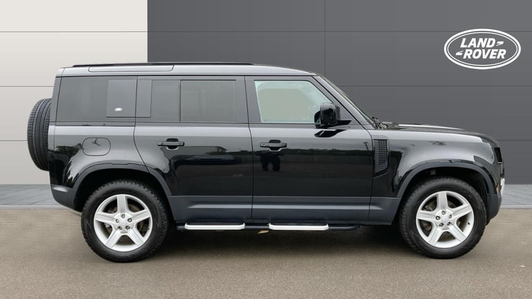 2022 Land Rover Defender 3.0 D250 SE 110 5dr Auto ESTATE DIESEL Automatic