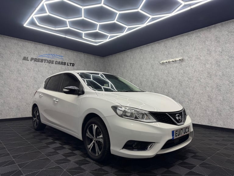 2017 Nissan Pulsar 1.2 DIG-T Acenta XTRON Euro 6 (s/s) 5dr HATCHBACK Petrol Automatic