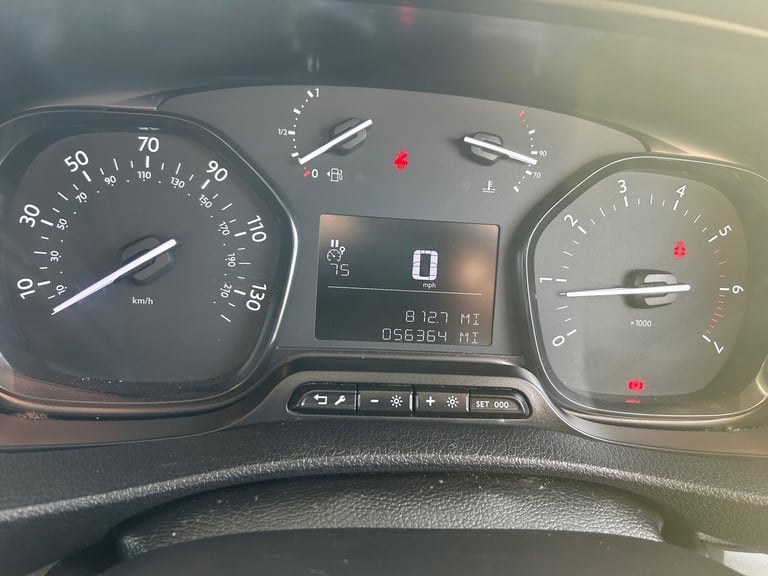 2021 Peugeot Expert 1000 1.5 BlueHDi 100 Professional Van PANEL VAN Diesel Manual