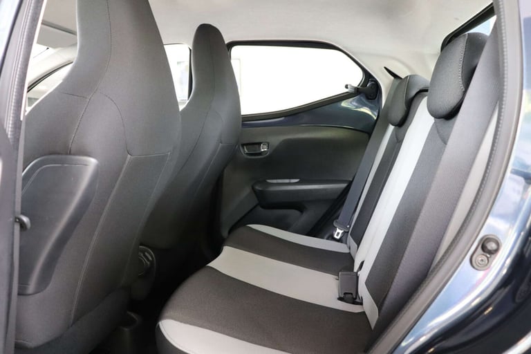 2016 Toyota AYGO 1.0 Aygo X-Play VVT-i CVT 5dr Hatchback Petrol Automatic