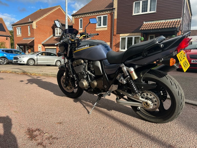 Kawasaki ZRX1200
