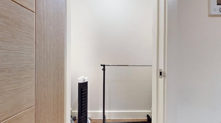 Aldgate One Bedroom - East London -  E1 - Long Term Lets £2600 pcm 