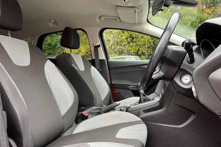 2013 Ford Focus 1.0 EcoBoost Zetec 5dr HATCHBACK PETROL Manual