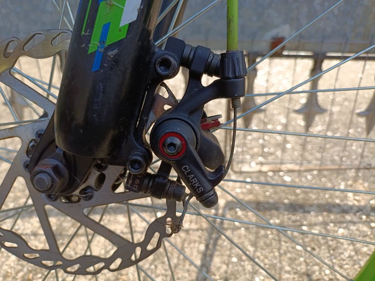 APOLLO INTERZONE (BLUE/BLACK)24 INCH WHEELCHILDS FRONT SUSPENSION BIKE,CLARKE DISK BRAKE,SHIMANO 