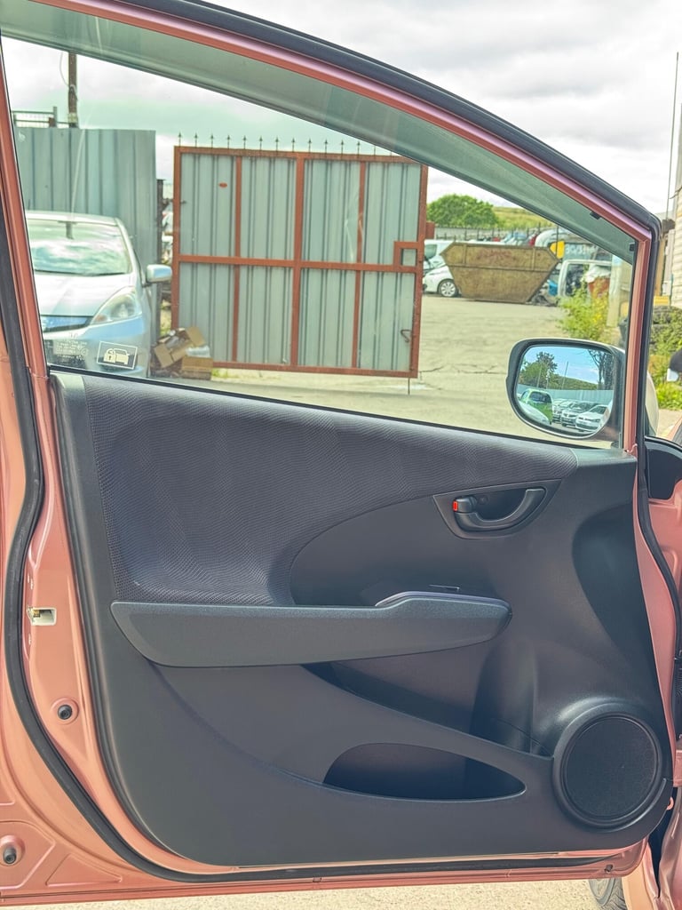 2010 Honda Fit JAZZ 1.3 5DR Hatchback Petrol Automatic
