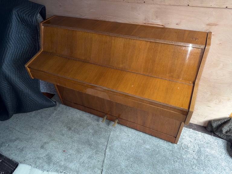 Crane sons FREE DELIVERY FREE STOOL TUNED 