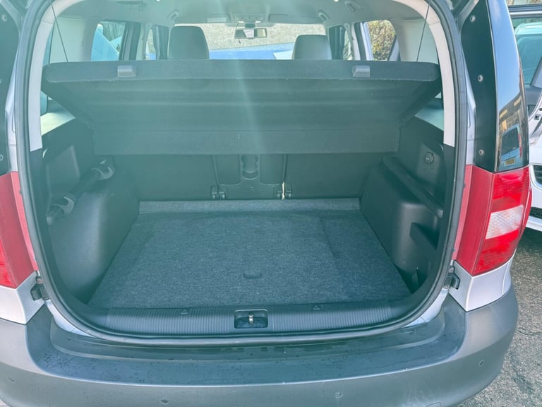 2011 Skoda Yeti 2.0 TDI Elegance DSG 4WD Euro 5 5dr HATCHBACK Diesel Automatic