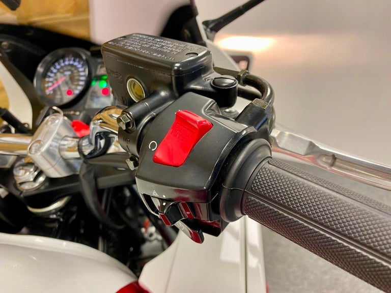 Superb 2007 Honda CB1300S, Only 13,019 FSHOM, 3 owners from New, Stunning! 