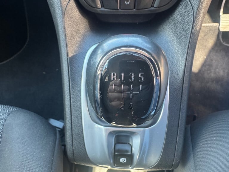2015 Vauxhall Meriva 1.4i 16V Life 5dr MPV Petrol Manual