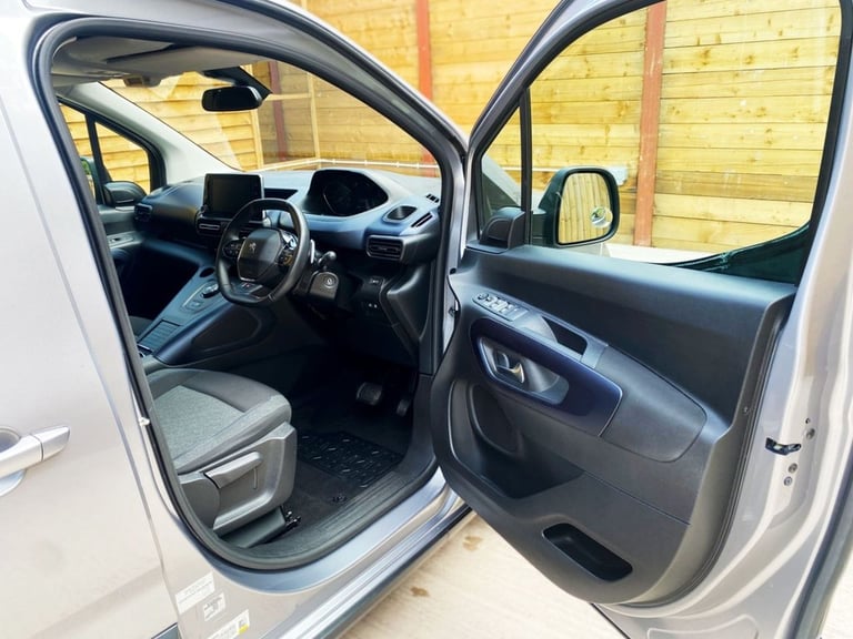 2022 Peugeot RIFTER HORIZON RS PLUS AU 5 Seat Auto Wheelchair Accessible Disabled Access Vehicle ...