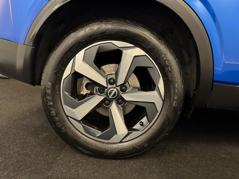 2022 Nissan Qashqai 1.3 DIG-T MHEV N-Connecta SUV 5dr Petrol Hybrid Manual Euro 6 (s/s) (140 ps S...