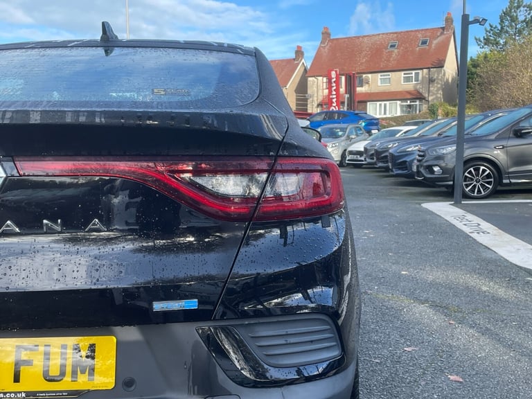 2022 Renault Arkana 1.6 E-TECH Hybrid 145 Iconic 5dr Auto Estate Hybrid Automatic