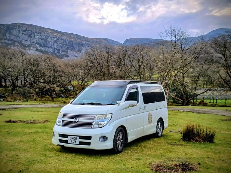 image for Fully Converted Nissan Elgrand E51 Series 3