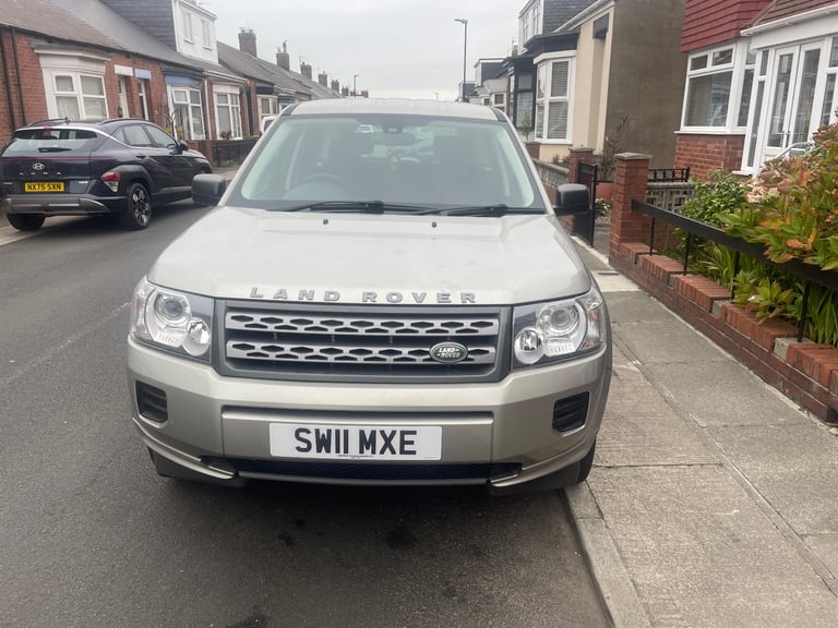 Land Rover, FREELANDER, Estate, 2011, Other, 2179 (cc), 5 doors