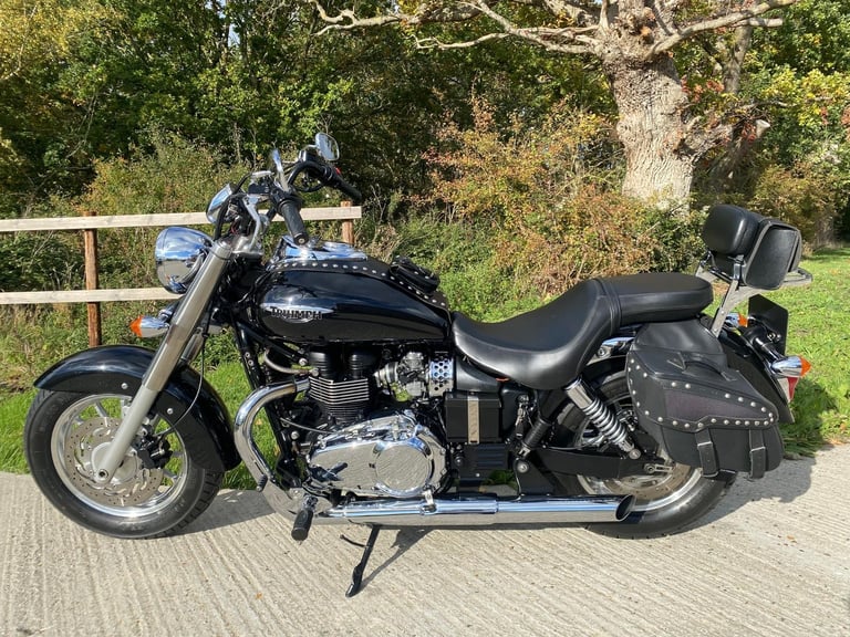 TRIUMPH BONNEVILLE AMERICA 865, 2011, 8,519 MILES, VERY CLEAN CRUISER