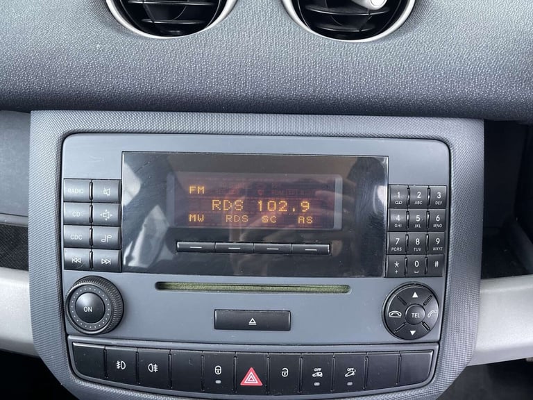 2004 smart forfour 1.5 CDI Passion Hatchback 5dr Diesel Manual (126 g/km, 95 bhp) Hatchback Diese...