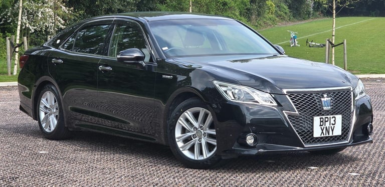 2025 Toyota Crown Petrol/Electric Hybrid Automatic