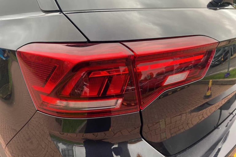 2023 Volkswagen T-Roc 1.5 TSI R-Line 5dr DSG HATCHBACK Petrol Automatic