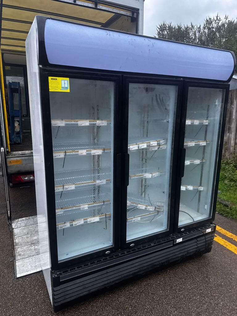 Commercial upright triple door glass display fridge cafe restaurant 