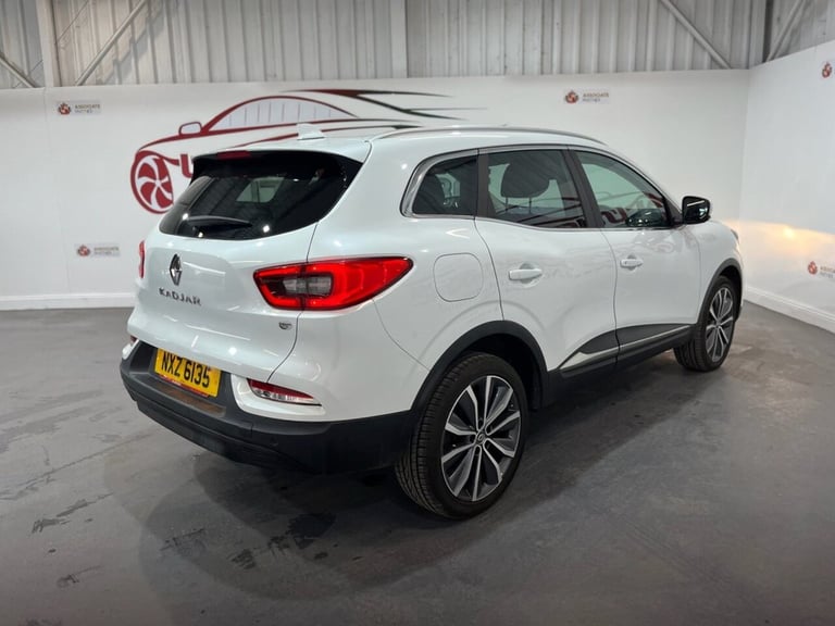 2019 Renault Kadjar 1.3 TCe Iconic SUV 5dr Petrol Manual Euro 6 (s/s) (140 ps) HATCHBACK Petrol M...