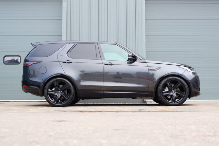 2024 Land Rover Discovery COMMERCIAL DYNAMIC HSE 22 inch wheels deployable towbar wireless charge...