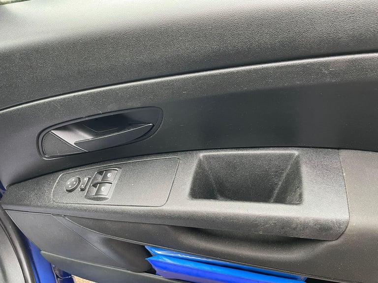 2009 Fiat Grande Punto 1.4 Active Auto Euro 4 3dr HATCHBACK Petrol Automatic