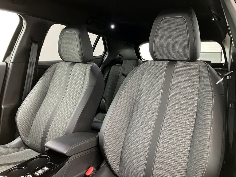 2024 Peugeot 2008 1.2 PureTech 130 Allure 5dr Estate Petrol Manual