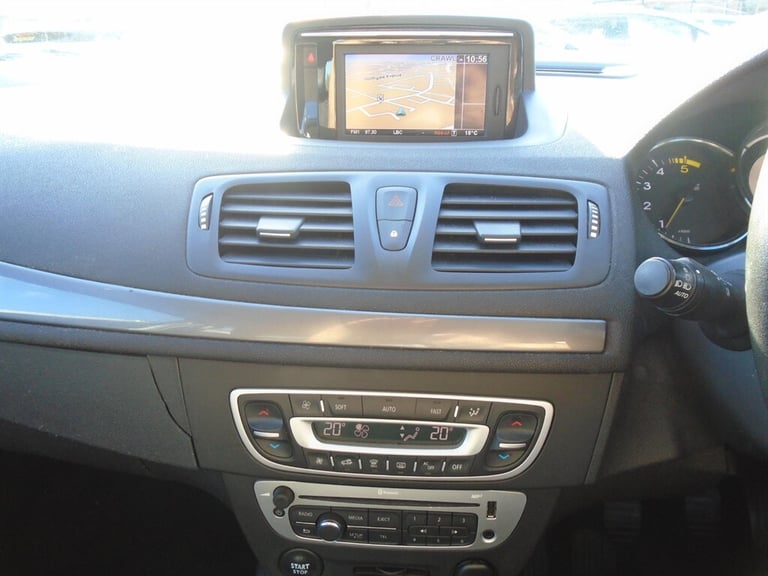 2015 Renault Megane 1.5 dCi Dynamique Nav 5dr HATCHBACK DIESEL Manual