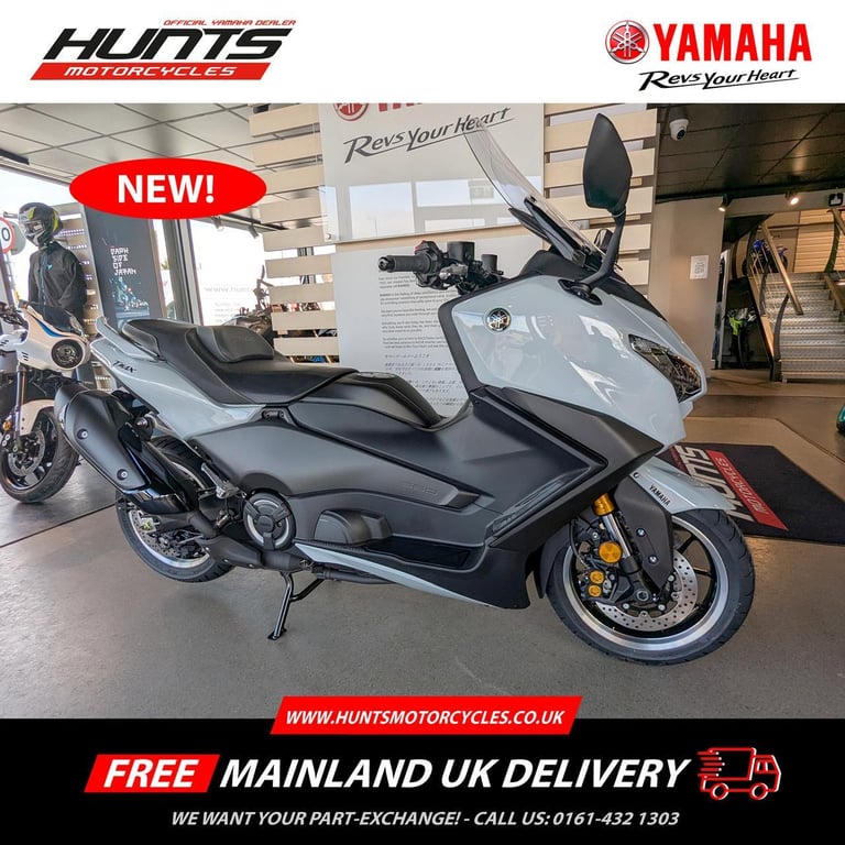 NEW '25 Yamaha TMAX Tech MAX. Ceramic Grey. £14,400 On The Road (No Added Fees)