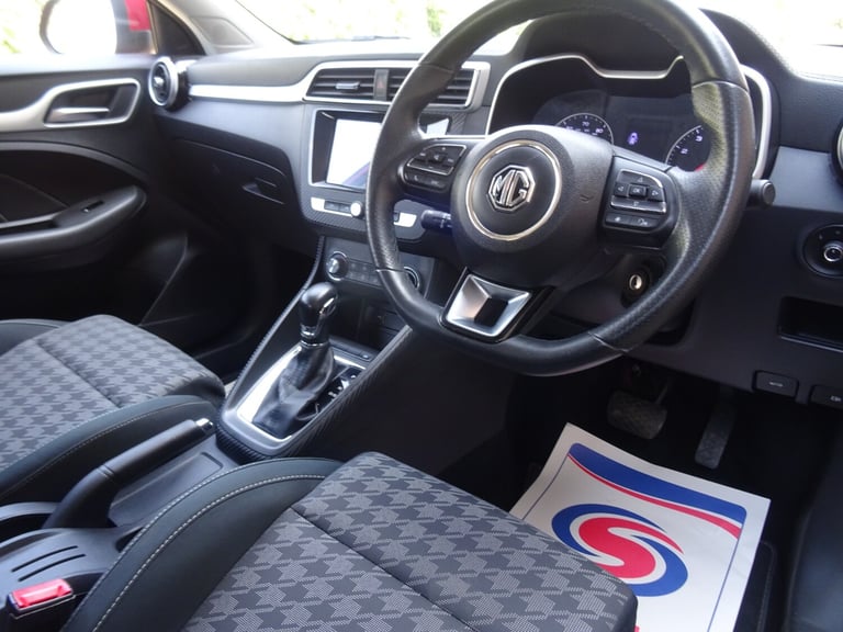 2020 MG MG ZS 1.0T GDi Excite 5dr DCT Automatic **LOW MILEAGE*ONLY 24000 MILES FROM NEW** HATCHBA...