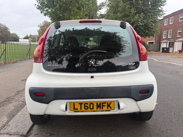 Peugeot, 107, Hatchback, 2010, Manual, 998 (cc), 3 doors