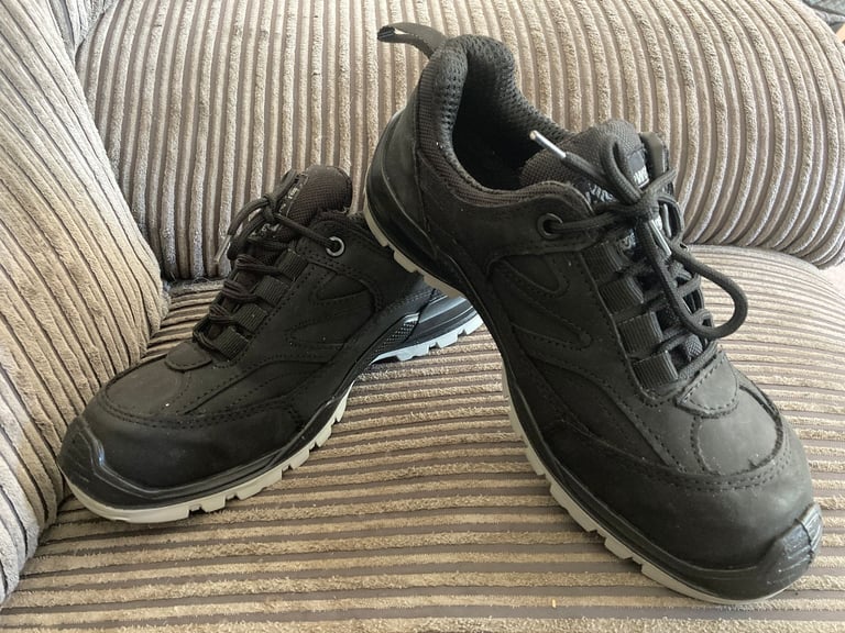 U POWER YUKON S2 SAFETY TRAINERS BRAND NEW SIZE 6
