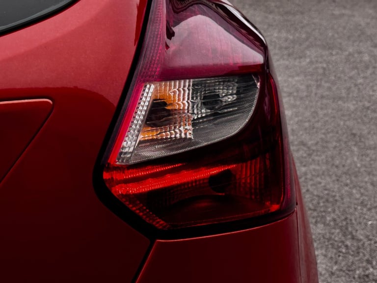 2011 Ford Focus 1.6 TDCi Titanium Euro 5 (s/s) 5dr HATCHBACK Diesel Manual