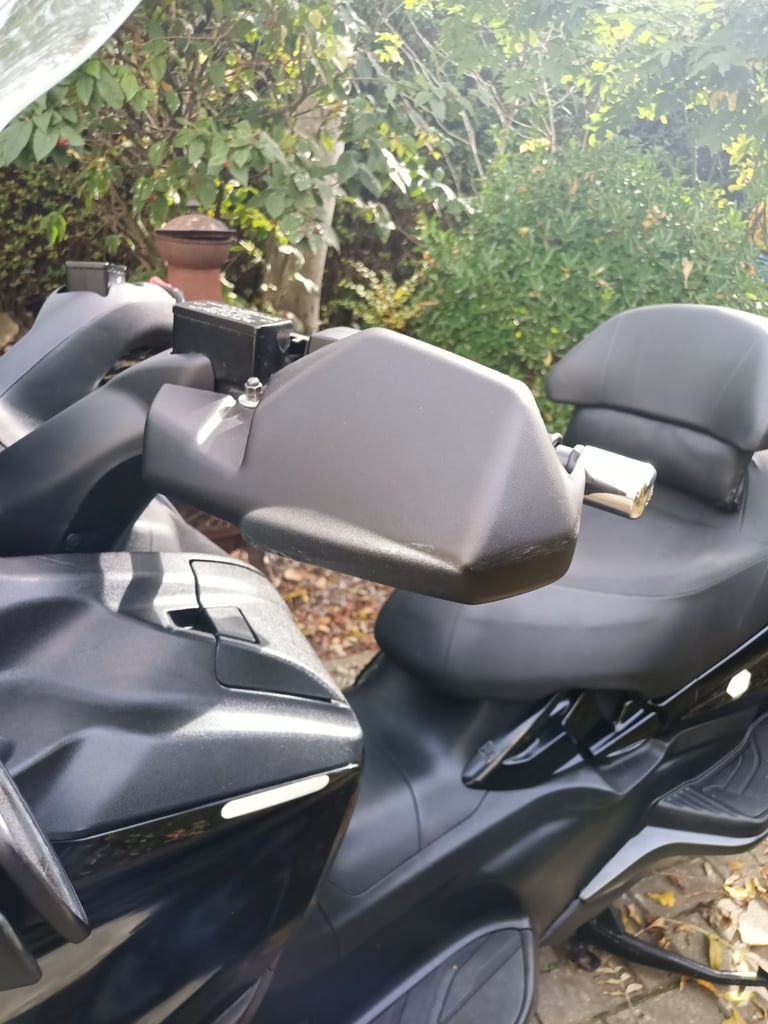 Suzuki, BURGMAN, 2014, 638 (cc)