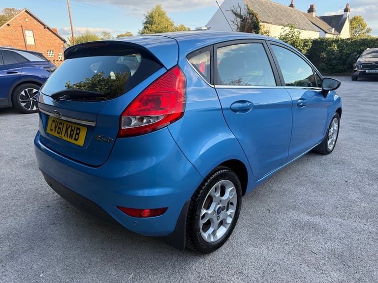 2011 Ford Fiesta 1.4 Zetec 5dr HATCHBACK Petrol Manual