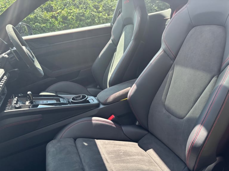 2024 Porsche 911 GTS 2dr PDK COUPE Petrol Automatic