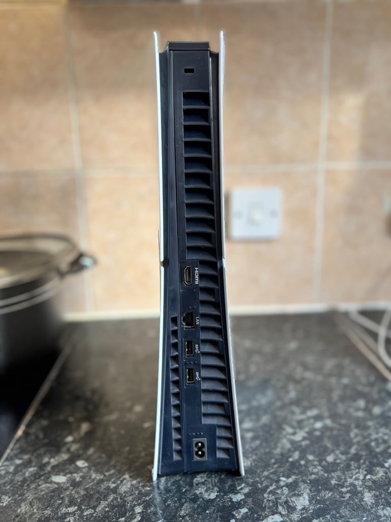 PS5 Digital Edition + 2 DualSense + Charging Dock – Excellent Condition