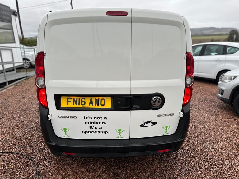 2016 Vauxhall Combo 1.3 CDTi 2300 ecoFLEX 16v Panel Van 3dr Diesel Manual FWD
