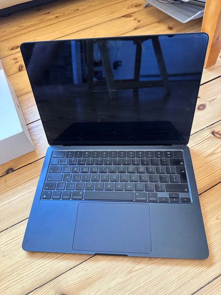 Apple Macbook Air M2, 2022, Model A2681, midnight black, 8GB, fully boxed, charger, great condition