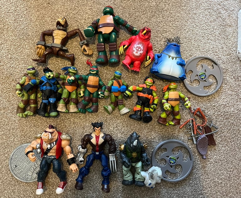 Teenage mutant ninja turtles toy bundle 