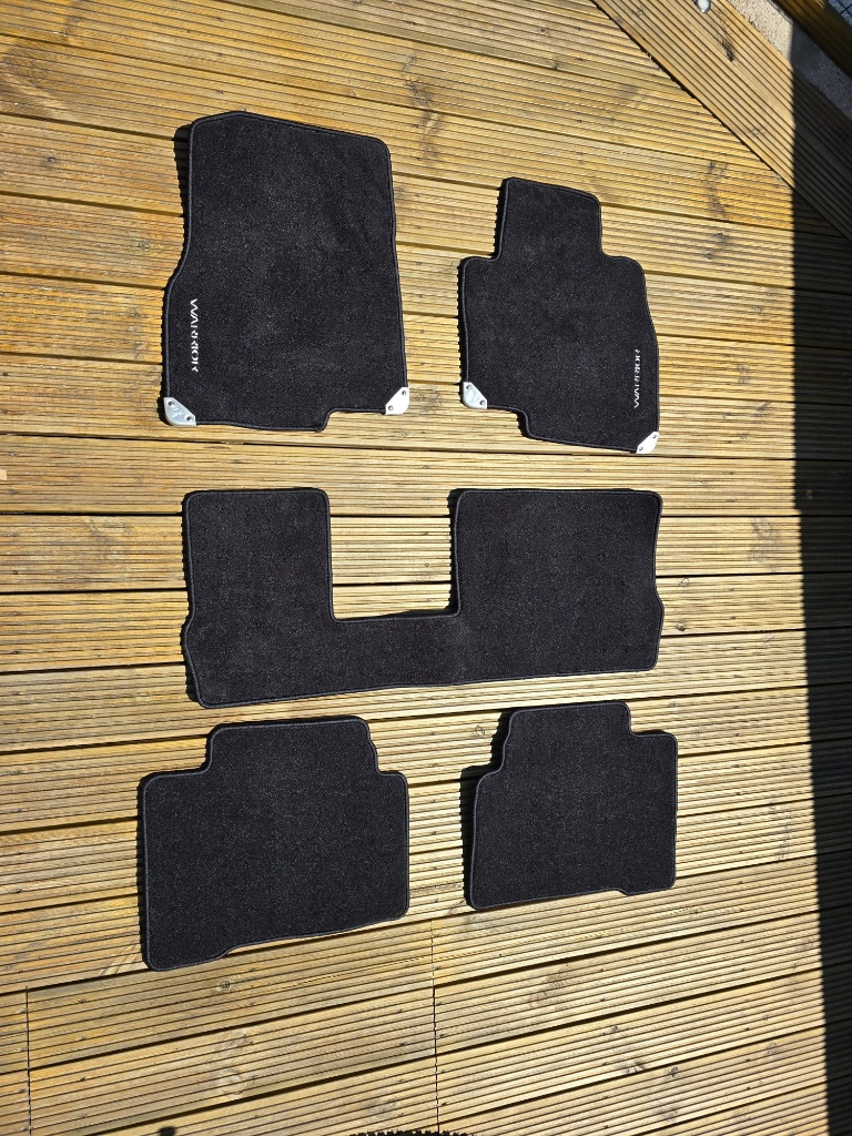 Mitsubishi car floor mats for L200 or Warrior