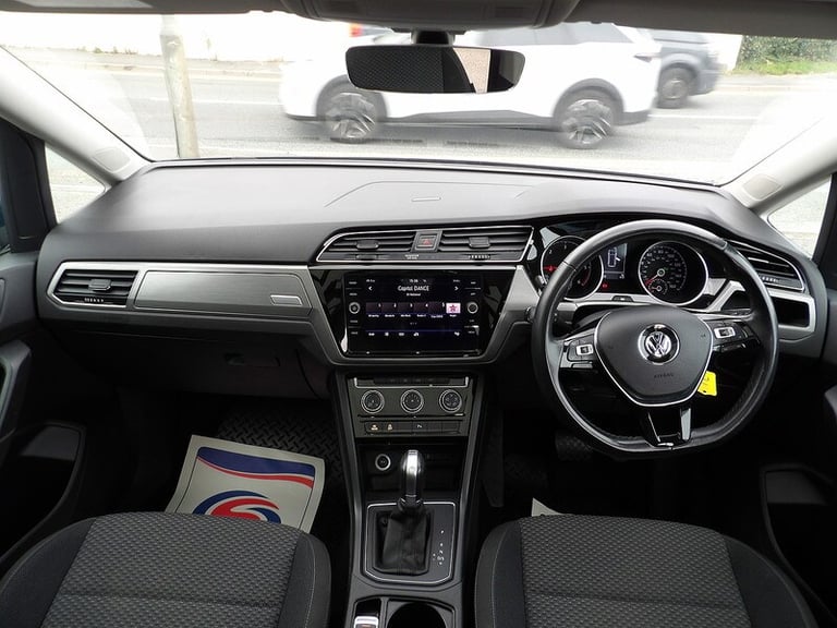 2018 Volkswagen Touran 2.0 TDI SE Family 5dr DSG MPV DIESEL Automatic