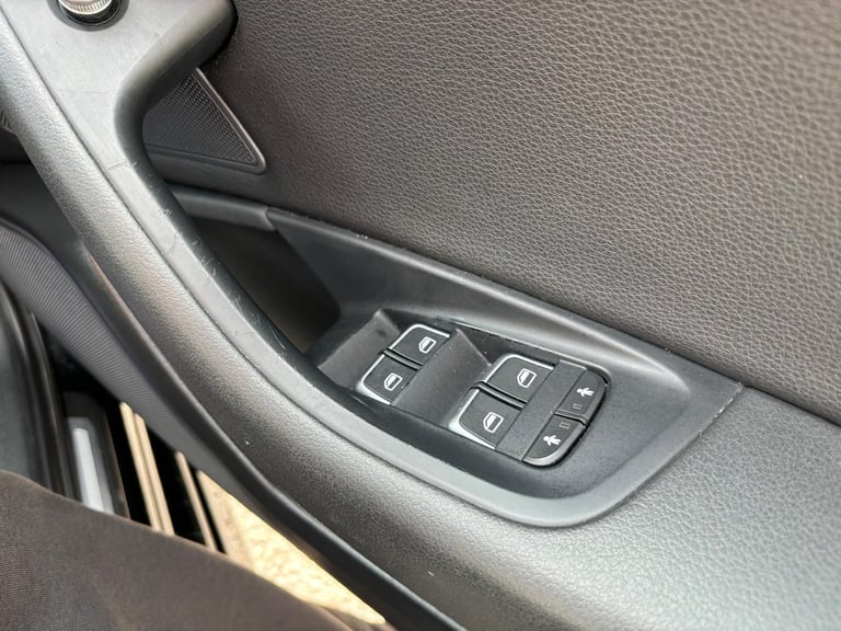 2018 Audi A6 Avant 2.0 TDI SE Executive S Tronic quattro Euro 6 (s/s) 5dr ESTATE Diesel Automatic