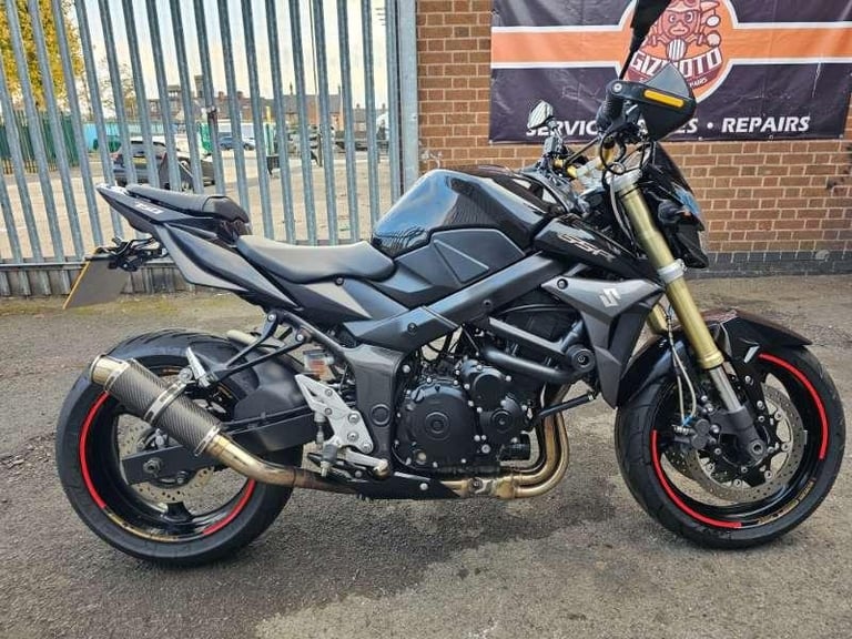 Suzuki GSR750 L1 '2011' HEATED GRIPS - CARBON SILENCER