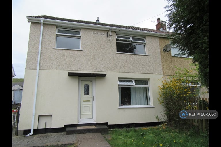 3 bedroom house in Glan 'Y Nant, Bargoed, CF81 (3 bed) (#2675850)