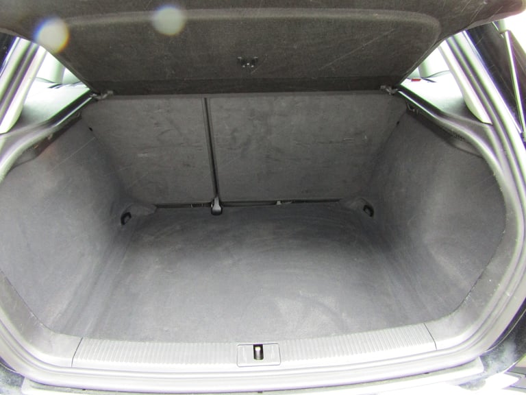 LEFT HAND DRIVE 2010 AUDI A3 1.6SPORTBACK JUBILEE MODEL ESTATE 5DR PETROL MANUAL