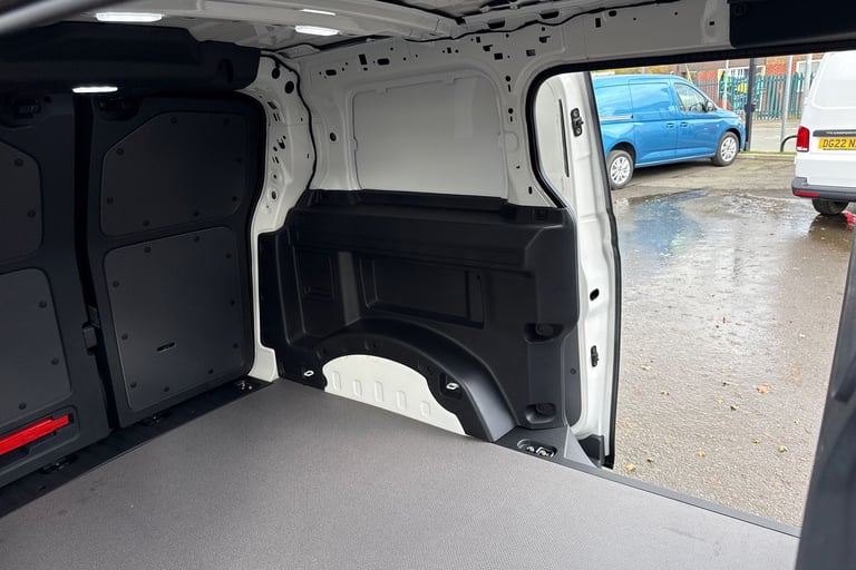 2025 Volkswagen ID. Buzz Cargo 210kW Commerce 79kWh Auto Van ELECTRIC Automatic