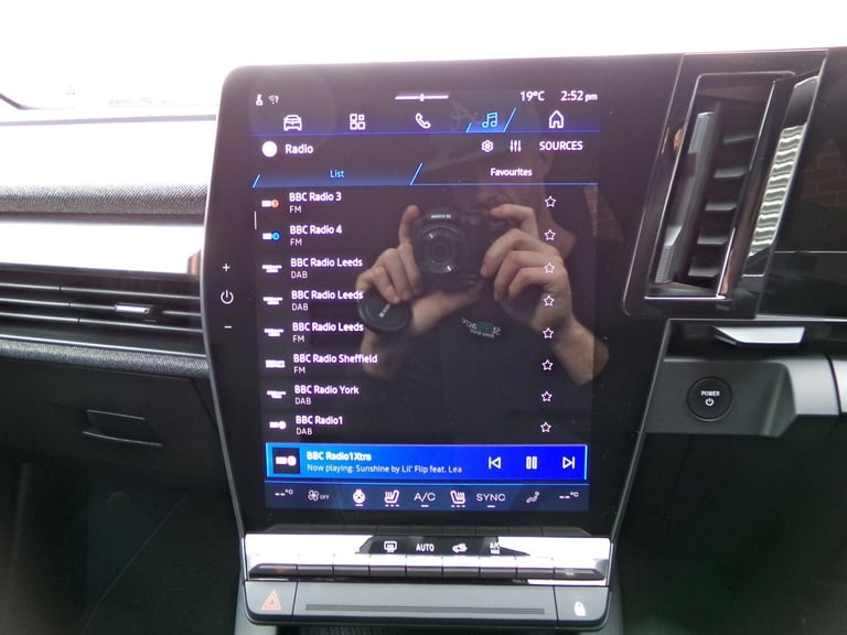 2025 Renault Scenic E-Tech techno esprit Alpine 220 hp long range my26 ESTATE Electric Automatic