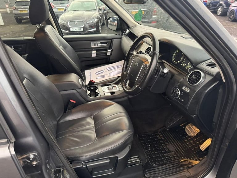 2015 Land Rover Discovery 3.0 SDV6 SE Tech 5dr Auto ESTATE DIESEL Automatic
